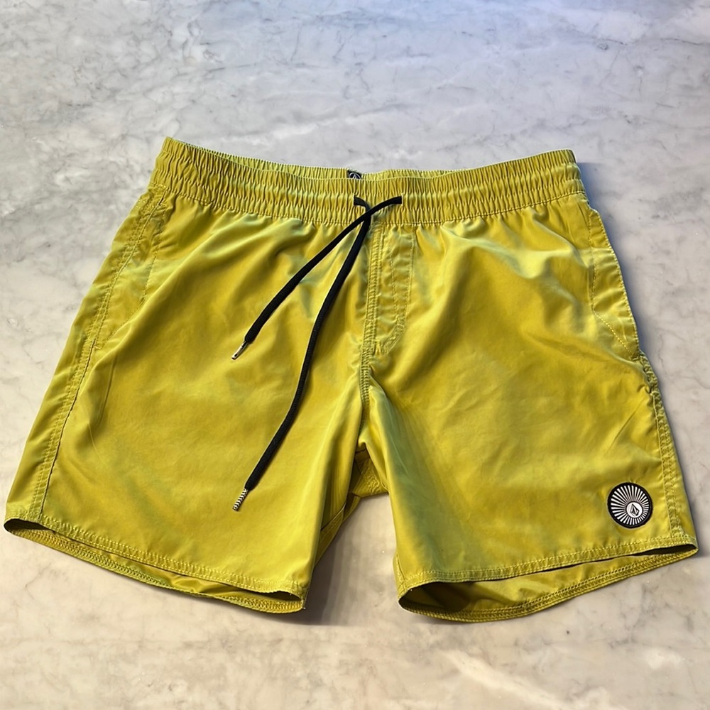 Volcom swim shorts trunks. Citrine green. Mens Medium. - Picture 1 of 10